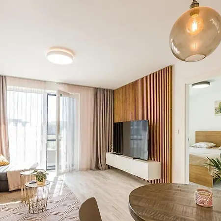 Urban Apartment With Possibility Of Parking Bratislava Exterior photo