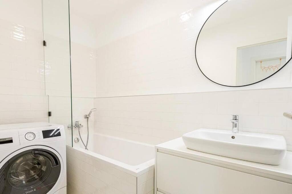 Apartament Urban With Possibility Of Parking *